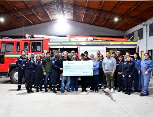 LA CÁMARA EMPRESARIAL DONÓ $10.500.000 PARA LA COMPRA DE UN CAMIÓN CISTERNA PARA LOS BOMBEROS VOLUNTARIOS