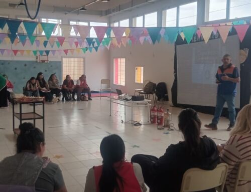 Defensa Civil fortalece la seguridad escolar con capacitaciones en evacuación y uso de extintores